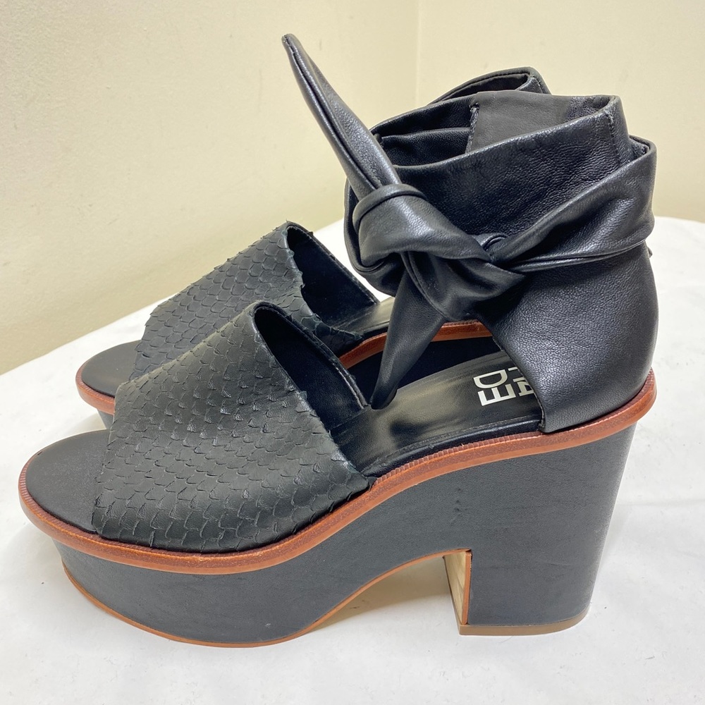 M4DE Leather Platform Ankle Wrap Shoes Size 7.5
